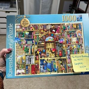 Ravensburger Vibrant Bookshop Puzzle